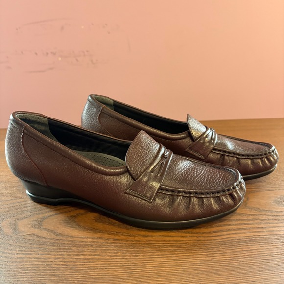 SAS Tripad Comfort Loafers Womens 8.5 M Burgundy Leather Wedge Slip On Shoes USA - Picture 3 of 9